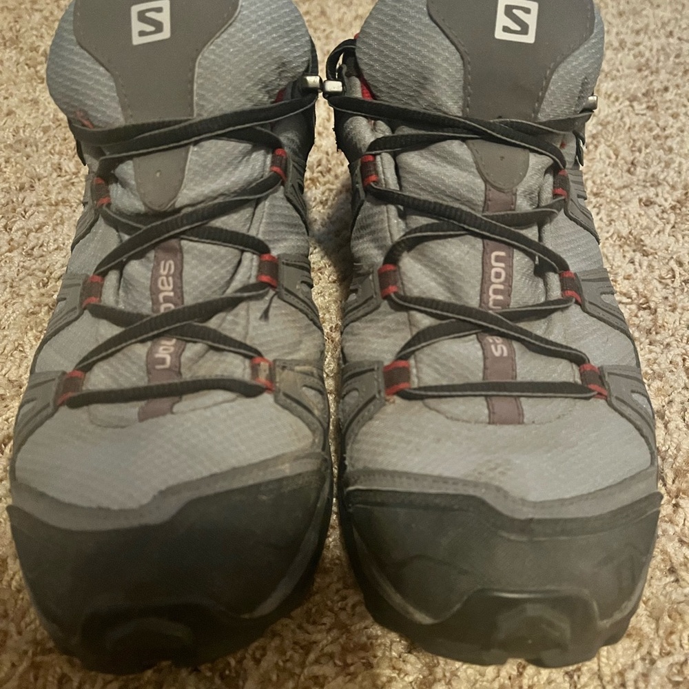 Salomon Mens grey & black size 12